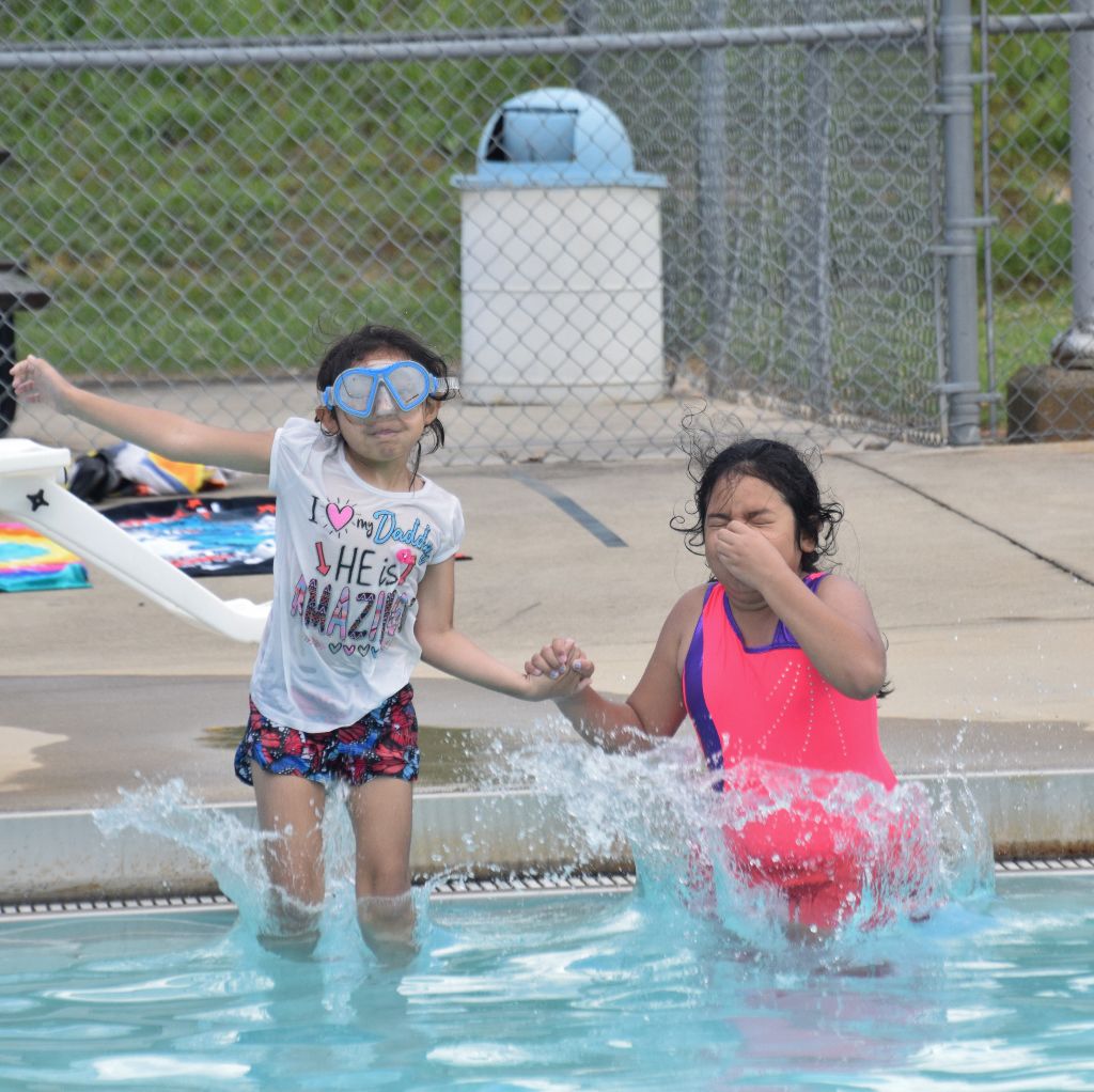 swimming pool 6-14-20 019 (1024x1022).jpg